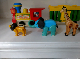 fisher price train with zoo animals